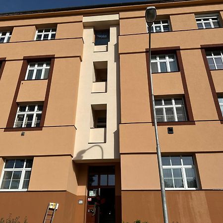 Apartman U Vystaviste Olomouc Bagian luar foto